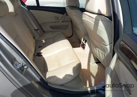 2009 BMW 528I z USA, uszkodzony, nr VIN WBANU53539C121757